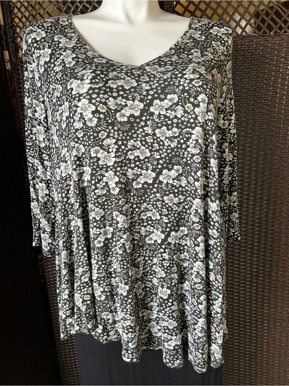 Joan Vass Black Floral V-Neck Swing Tunic with White & Yellow Accents